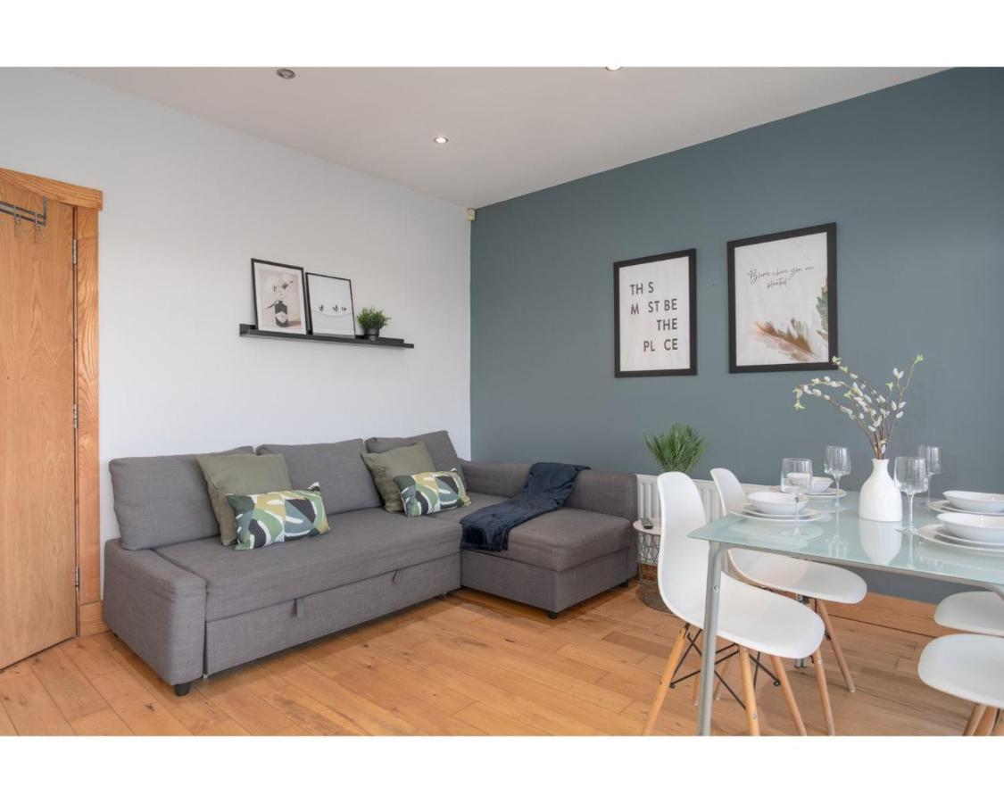 Central Belfast Apartments Eden Bagian luar foto