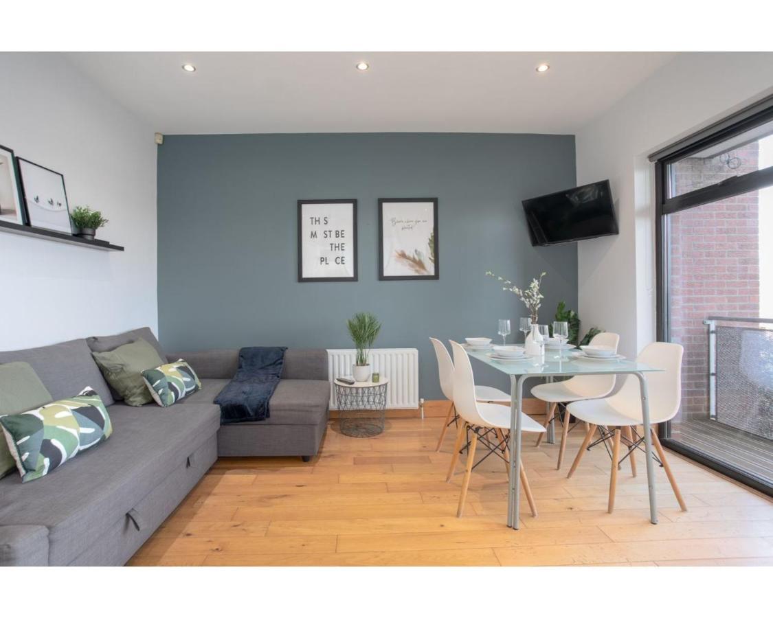 Central Belfast Apartments Eden Bagian luar foto