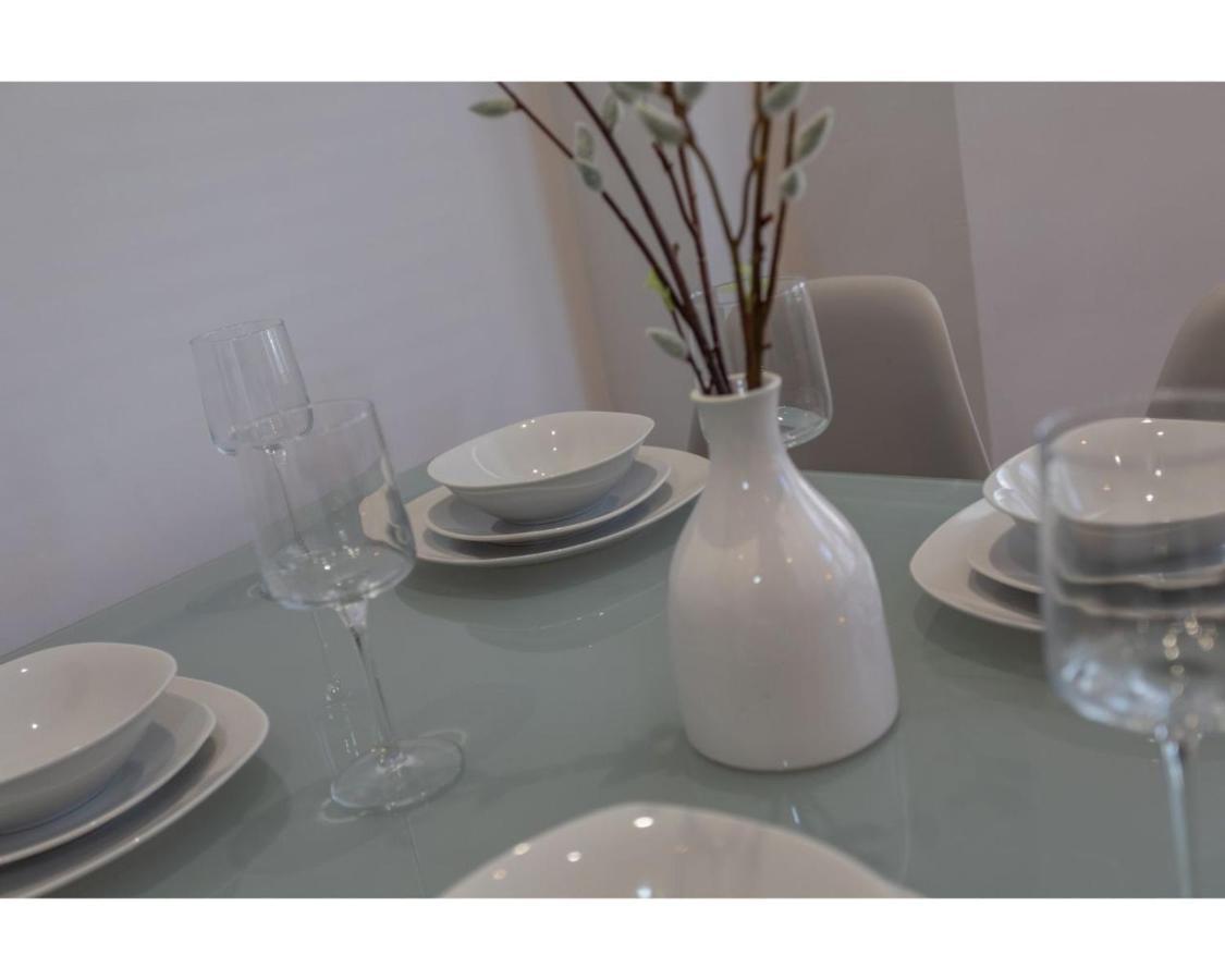 Central Belfast Apartments Eden Bagian luar foto