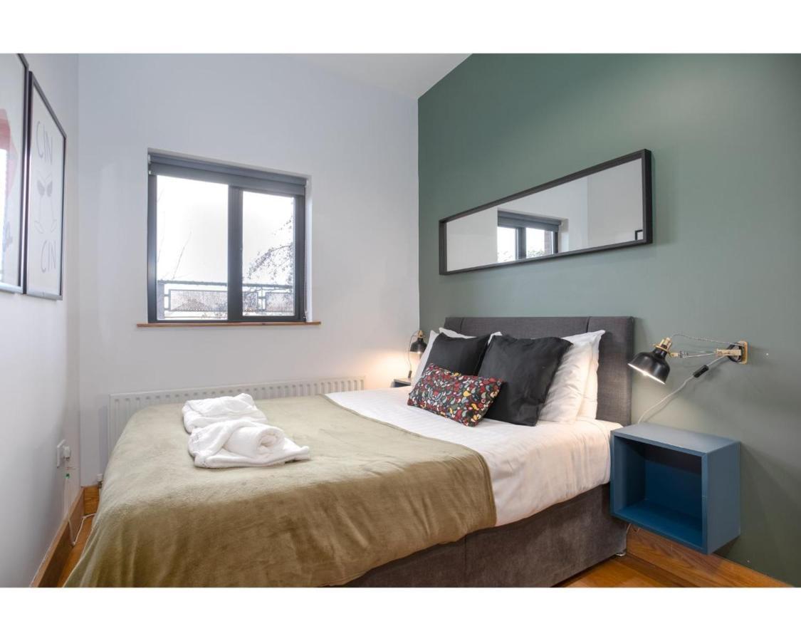 Central Belfast Apartments Eden Bagian luar foto