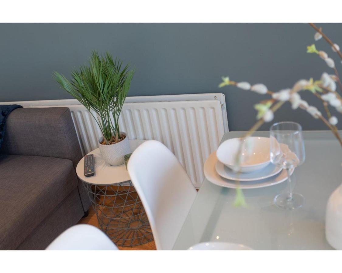 Central Belfast Apartments Eden Bagian luar foto
