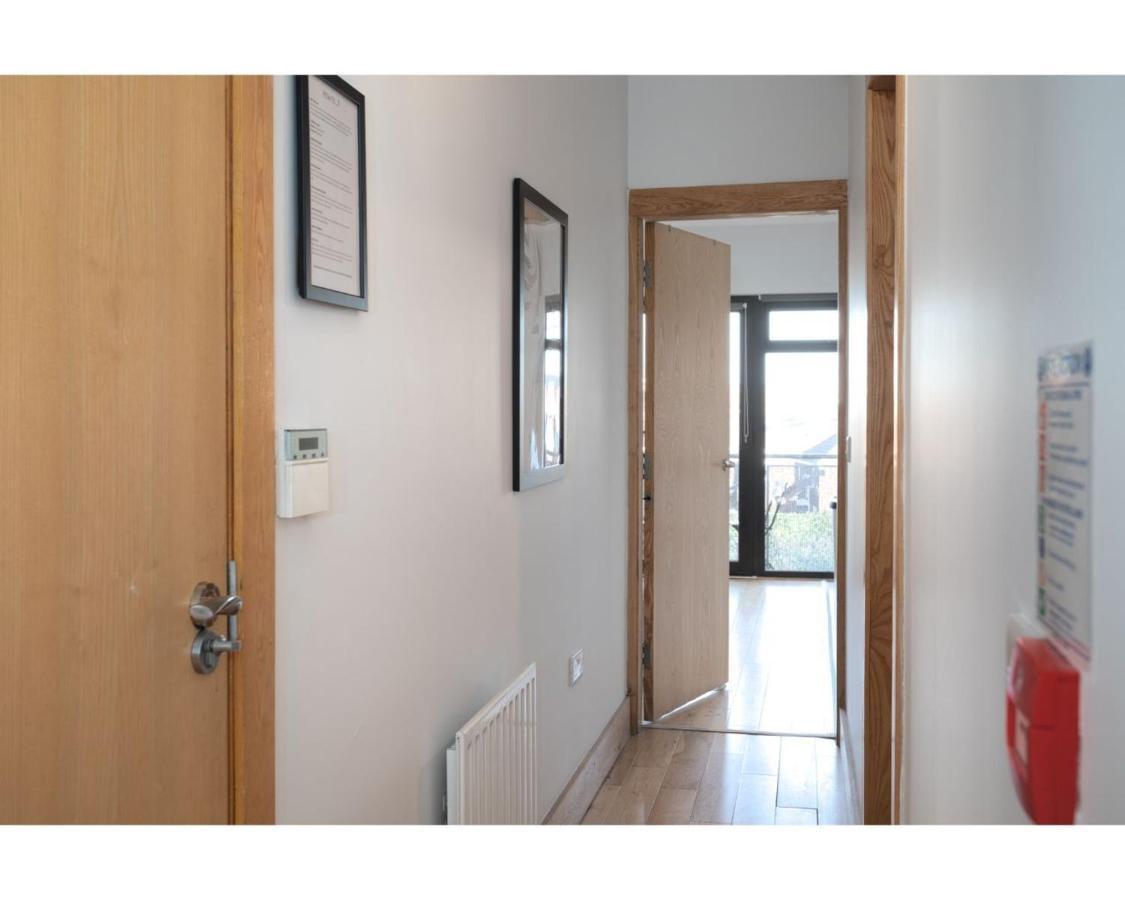 Central Belfast Apartments Eden Bagian luar foto