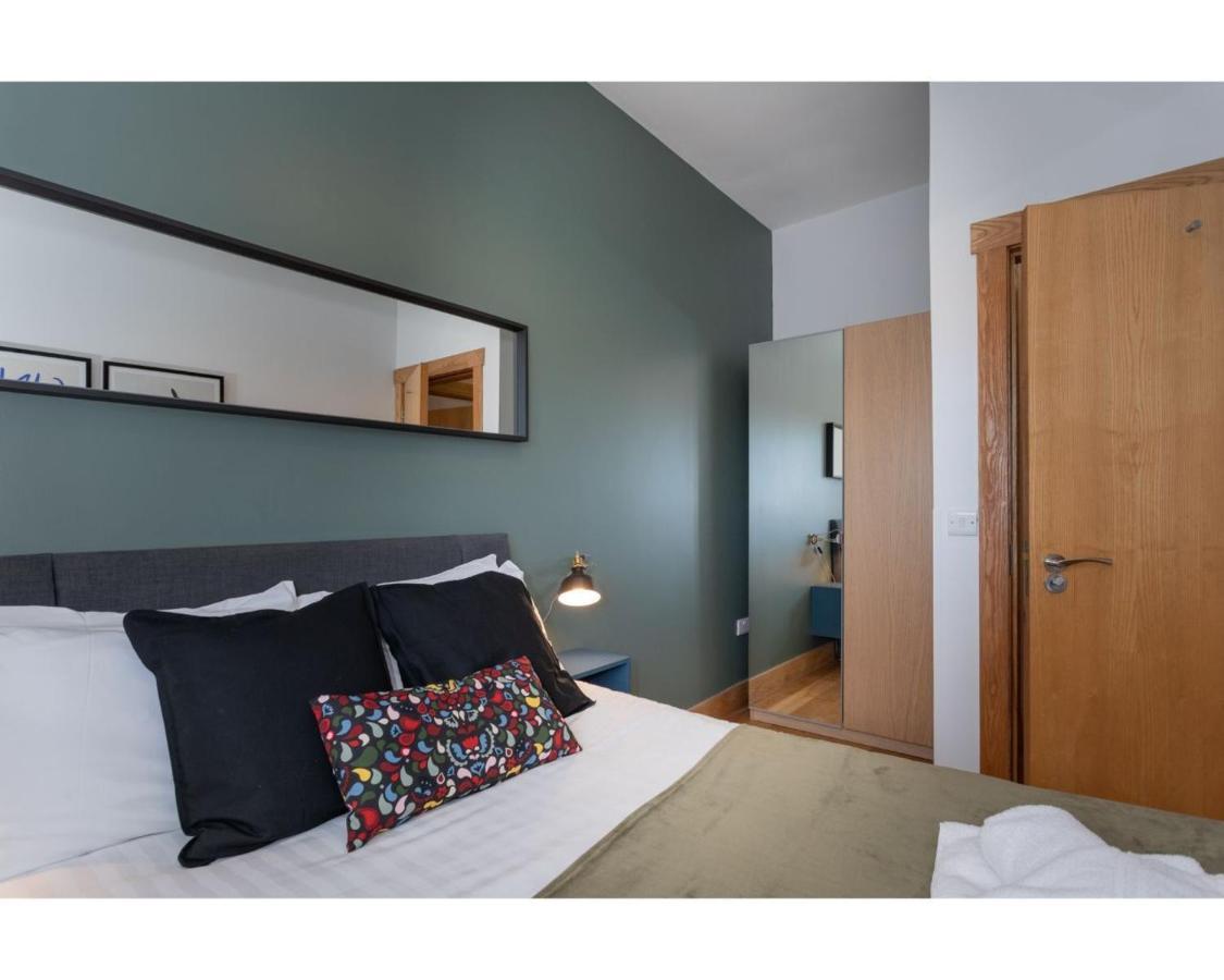 Central Belfast Apartments Eden Bagian luar foto